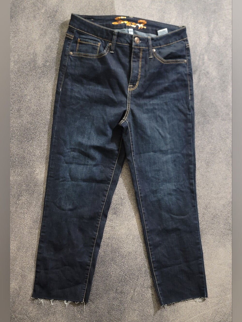 Seven7 Tower Dark Wash Stretch Denim Straight Raw Crop BlueJeans Women Size 8
